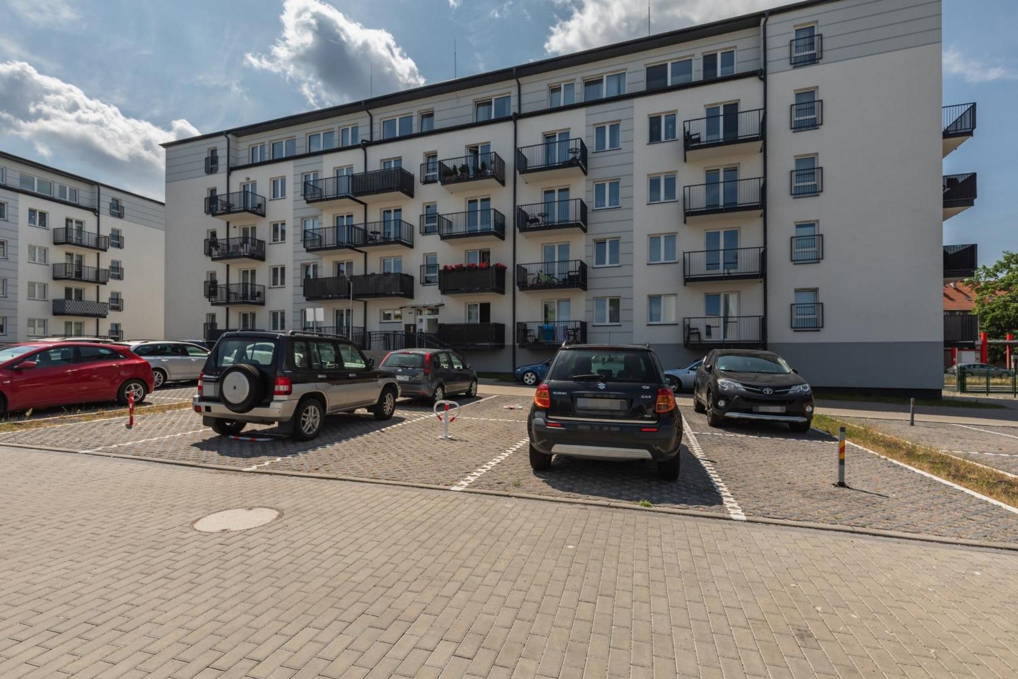 Świnoujście Sunny Apartments With Parking & Balcony Luzycka By Noclegi Renters מראה חיצוני תמונה